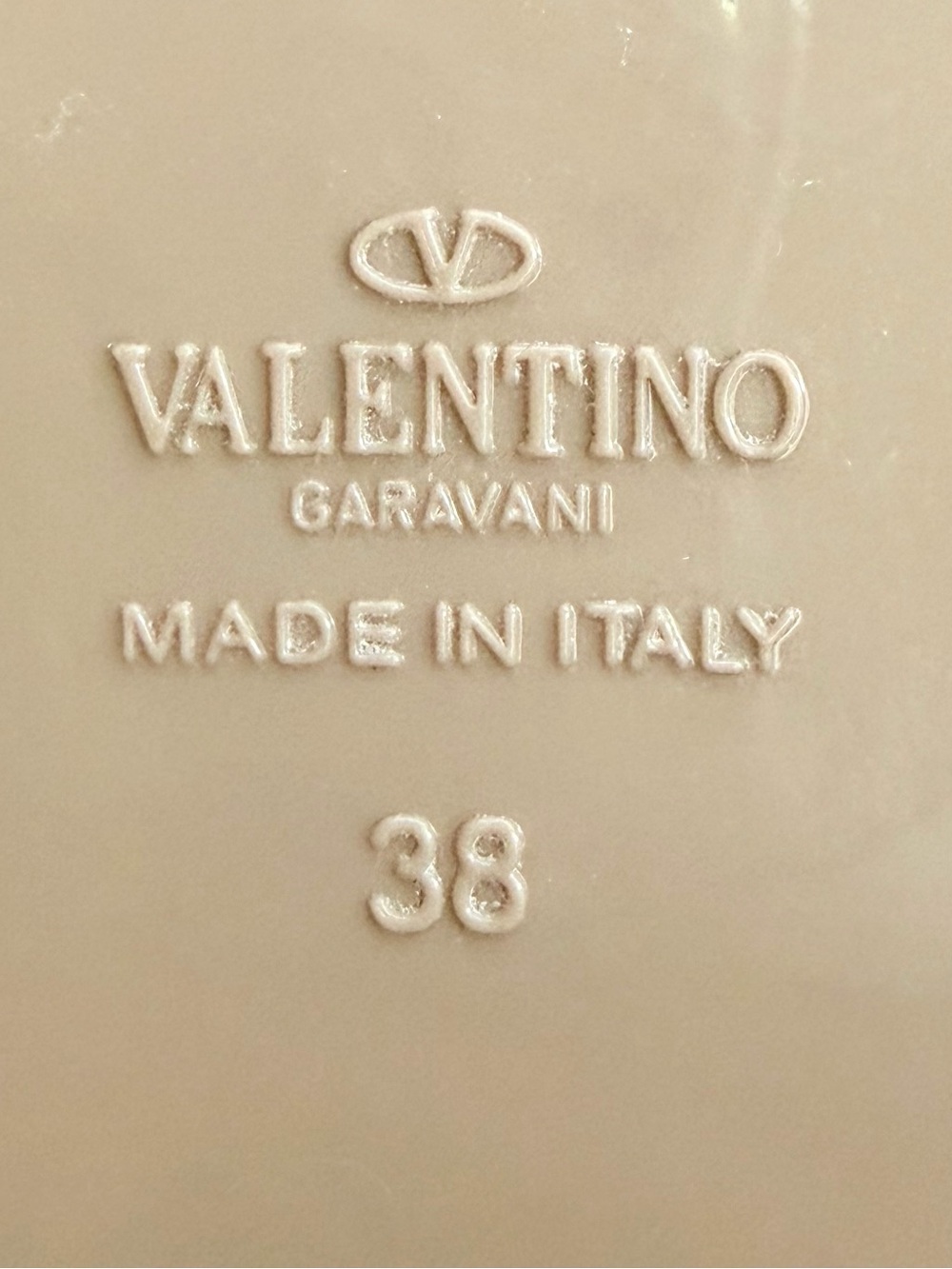 Valentino Garavani Rockstud Nude Jelly Studded T-Strap Thong Sandals EU 38 - Picture 11 of 12